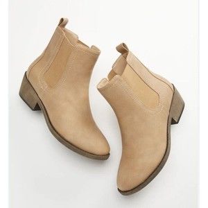 Tan Ankle Boots Size 7.5 Western Pull On Maurices Abigail Chelsea Block Heel